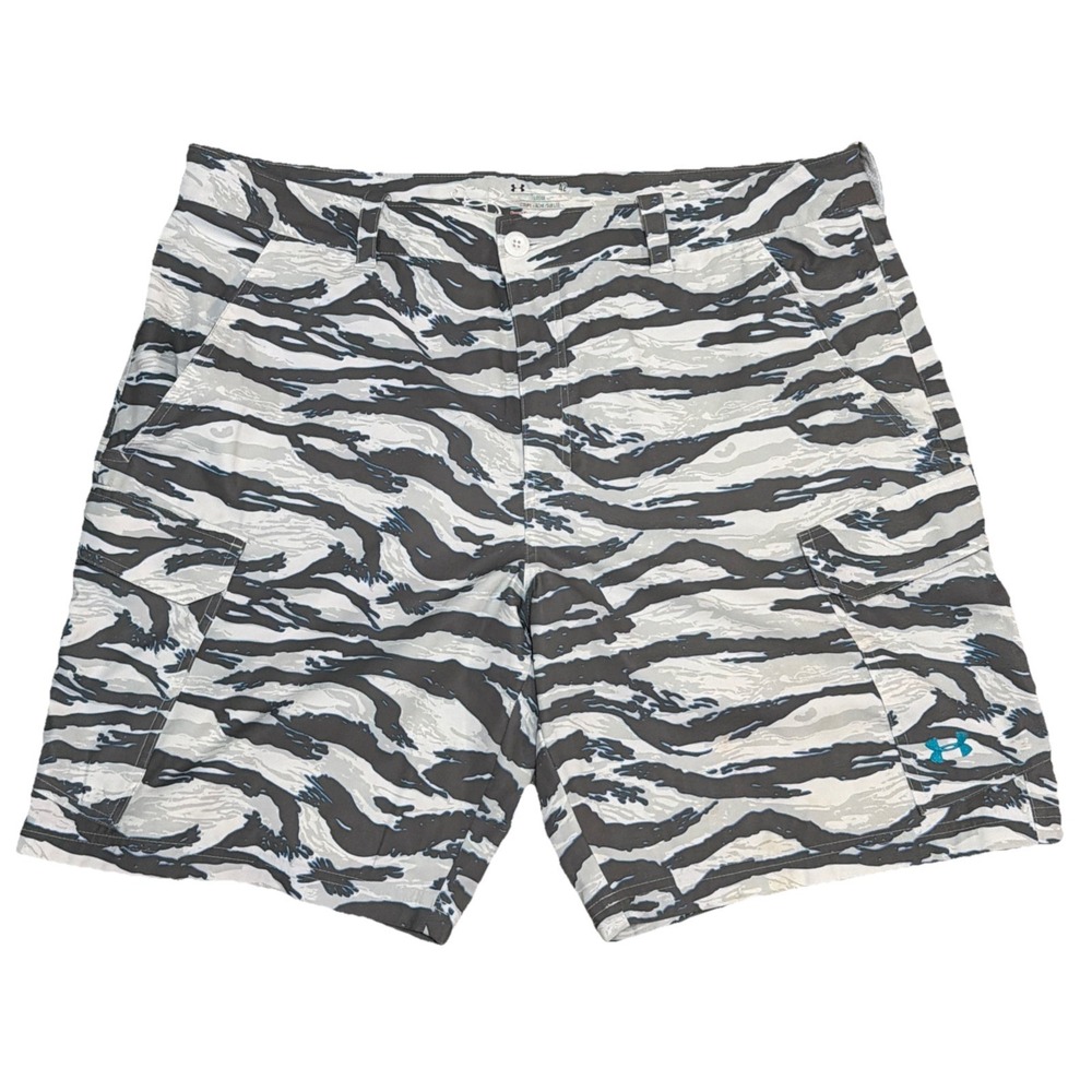 Under Armour Men's Black Gray Camo HeatGear Cargo Shorts 42x10